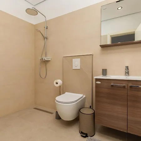 House Medici * Mimice